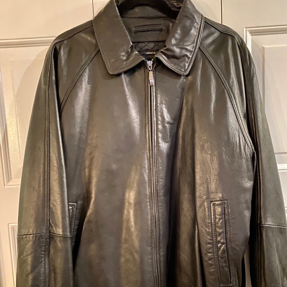 XL Claiborne Black Leather Men’s Jacket